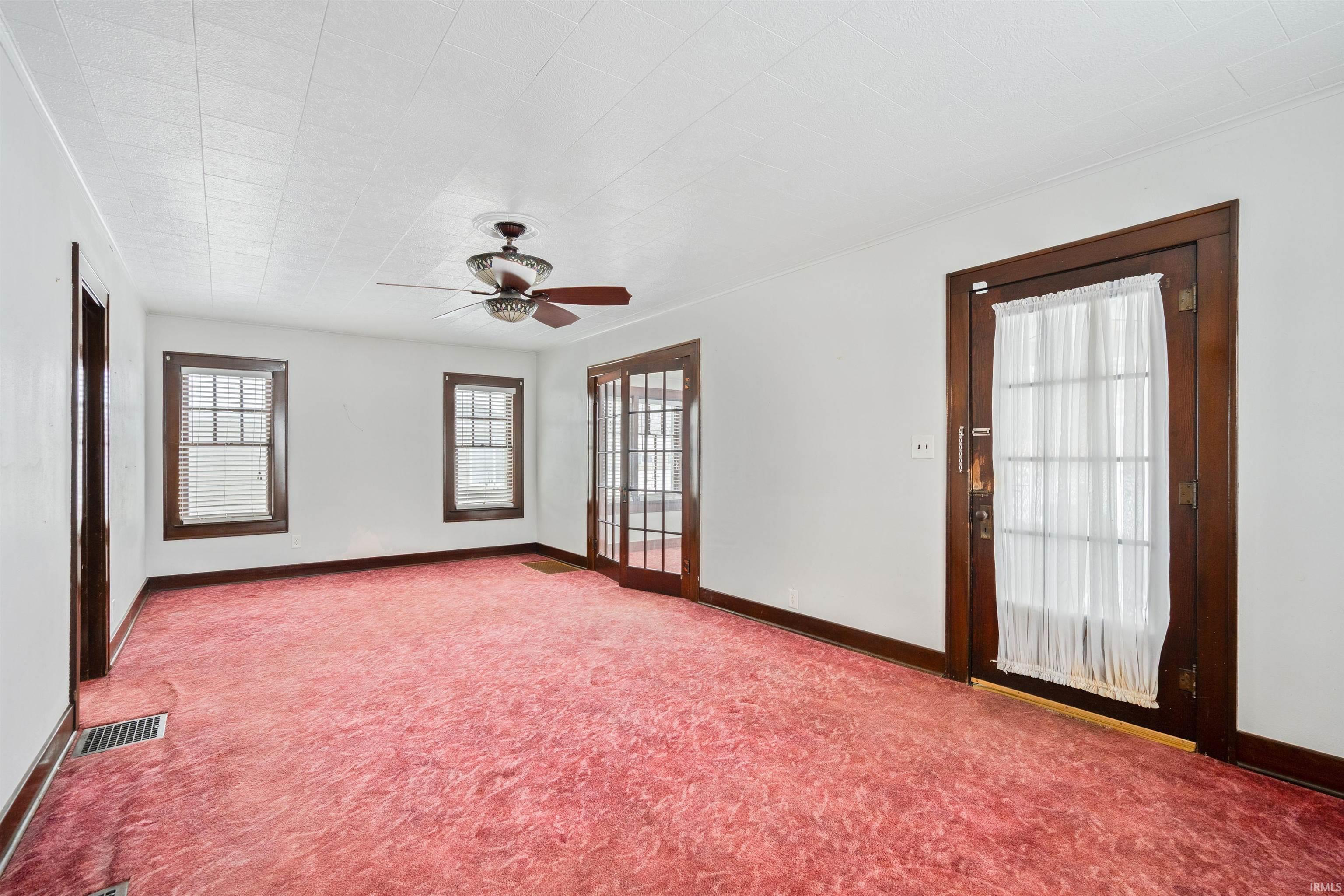 533 East Main Street Greentown, IN 46936 - Photo 4 of 21
