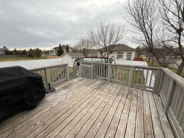 $299,900 | 313 15th Street North, Breckenridge, MN 56520