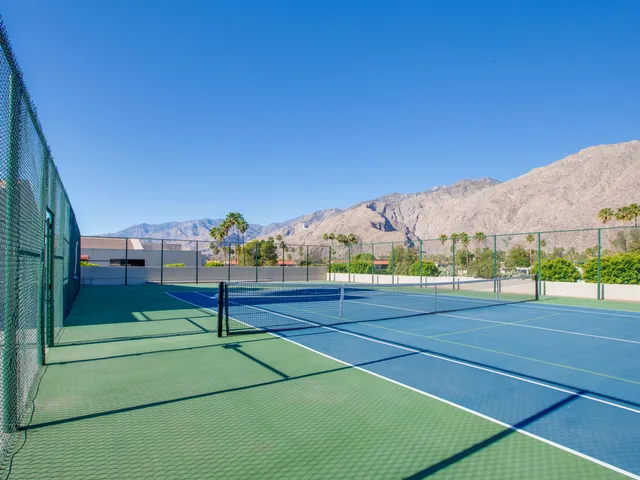 $350,000 | 255 South Avenida Caballeros, Unit 302, Palm Springs, CA 92262