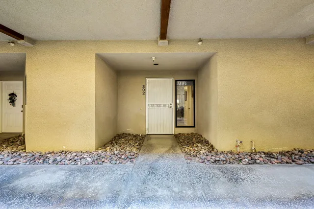$350,000 | 255 South Avenida Caballeros, Unit 302, Palm Springs, CA 92262