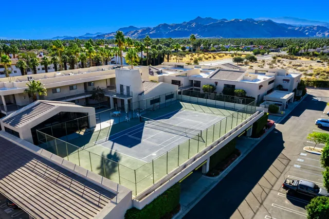 $350,000 | 255 South Avenida Caballeros, Unit 302, Palm Springs, CA 92262