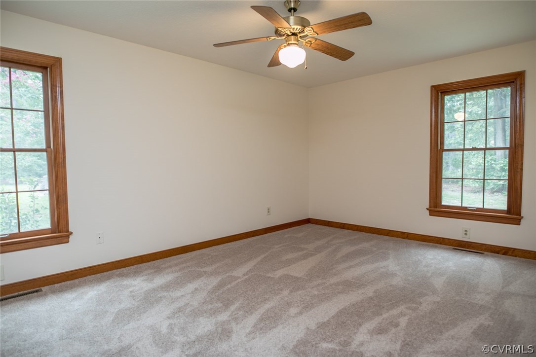 1959 Meadow Road Sandston, VA 23150 - Photo 21 of 38 Gallery Image 21
