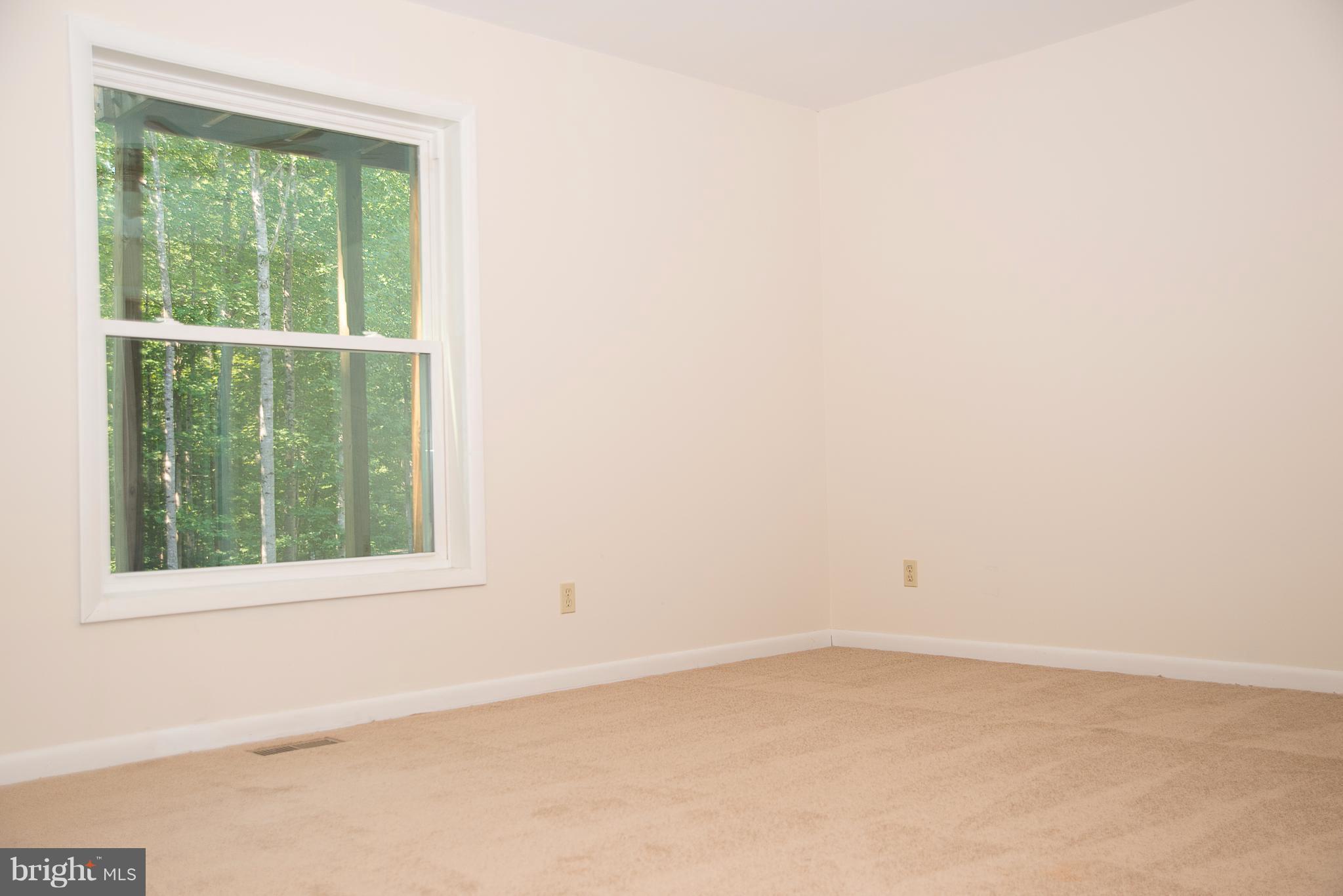 5 Ridgeview Circle Fredericksburg, VA 22406 - Photo 12 of 21 Bedroom (Master)