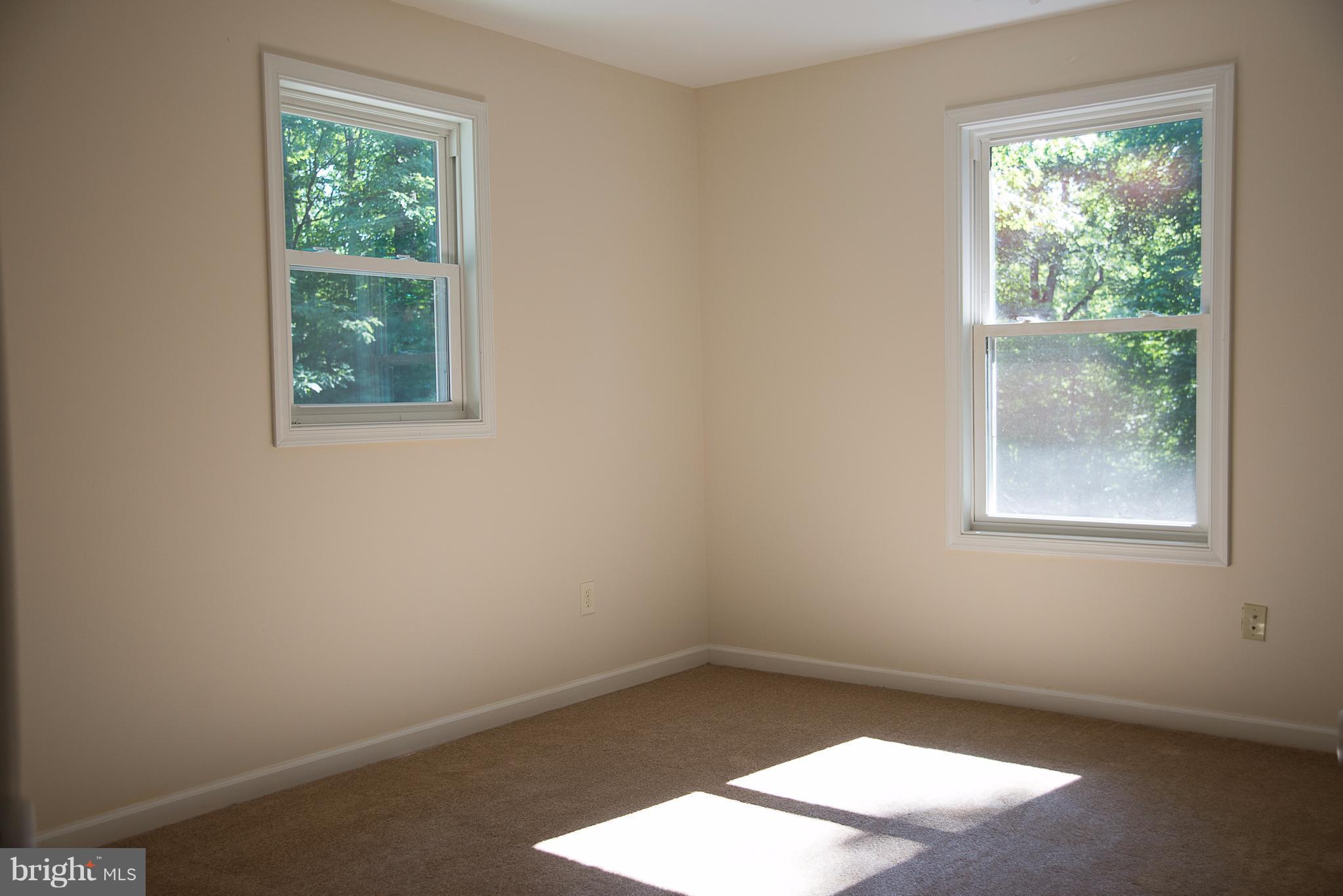 5 Ridgeview Circle Fredericksburg, VA 22406 - Photo 18 of 21 2nd Bedroom on upper level /in law suite