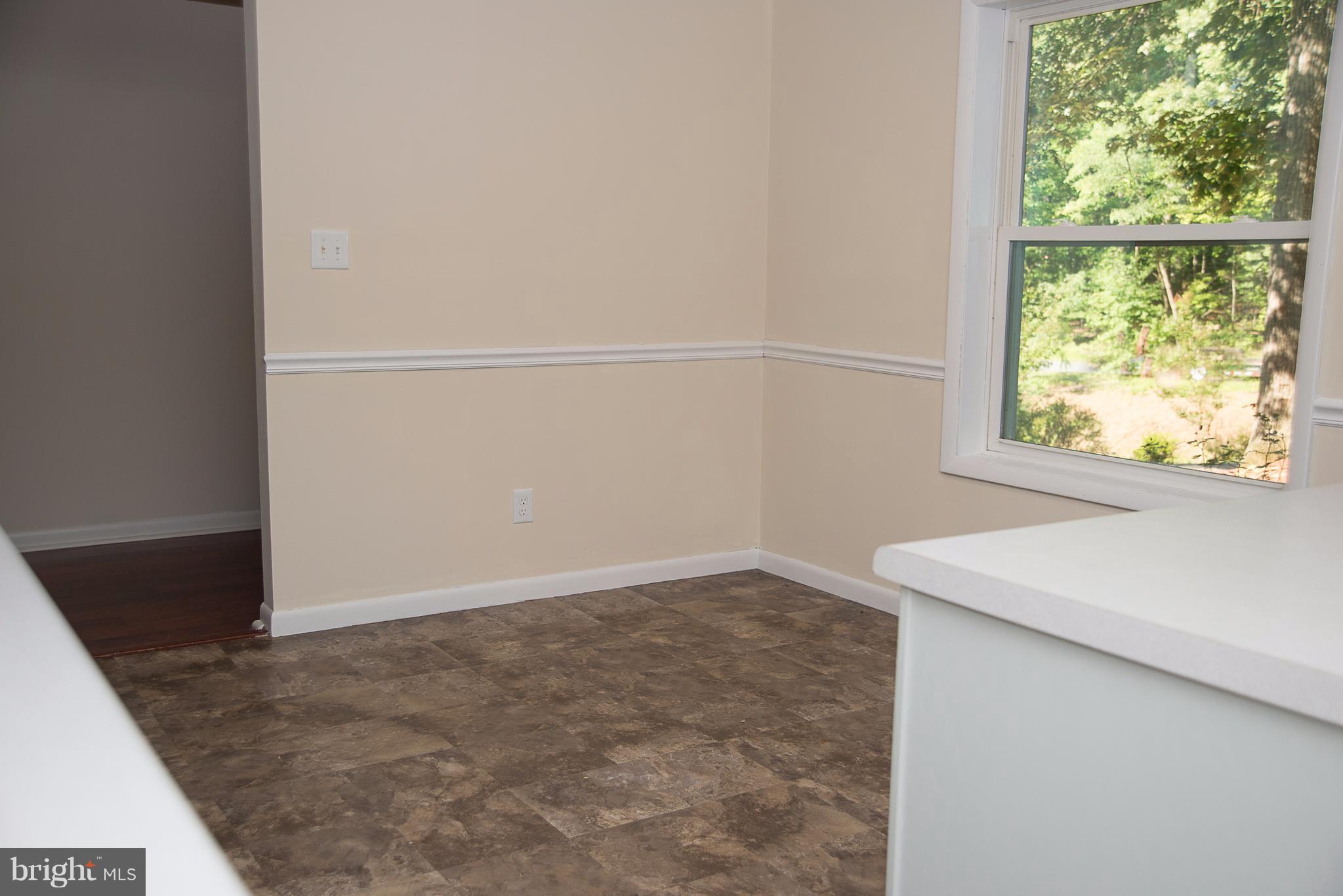 5 Ridgeview Circle Fredericksburg, VA 22406 - Photo 5 of 21 Kitchen