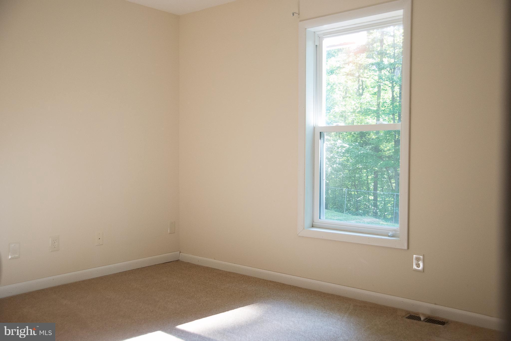 5 Ridgeview Circle Fredericksburg, VA 22406 - Photo 9 of 21 Bedroom