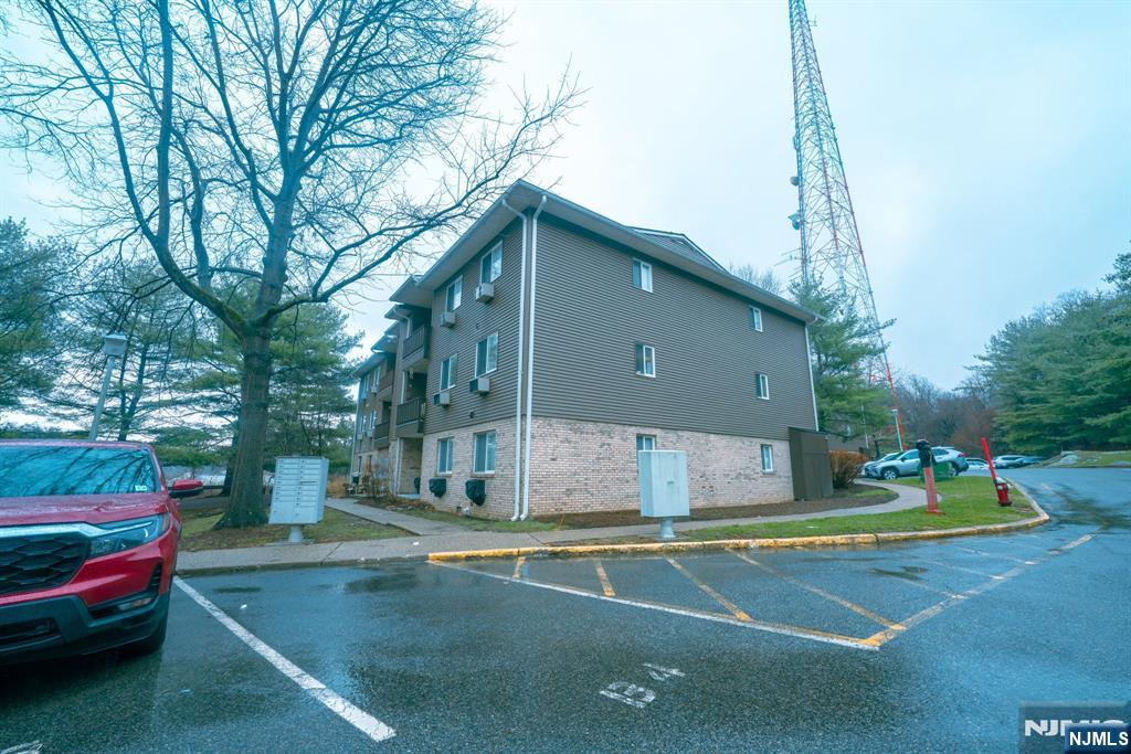 208 Federal Hill Road Pompton Lakes, NJ 07442 - Photo 21 of 22