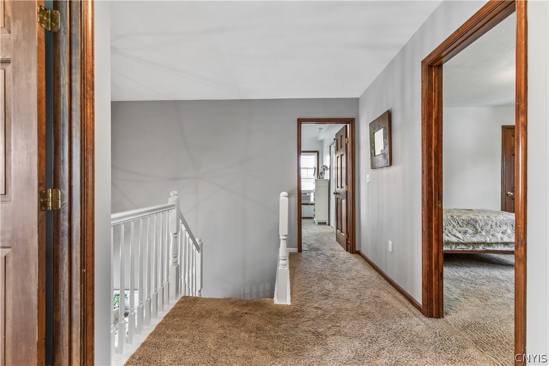 8265 Dampier Circle Clay, NY 13090 - Photo 23 of 33