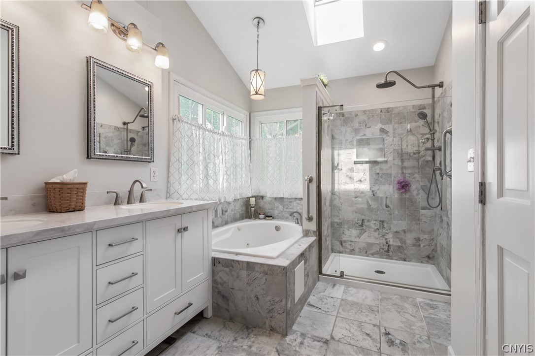 8265 Dampier Circle Clay, NY 13090 - Photo 26 of 33