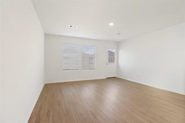 $1,975 | 17715 Grv Hl Drive, Hockley, TX 77447