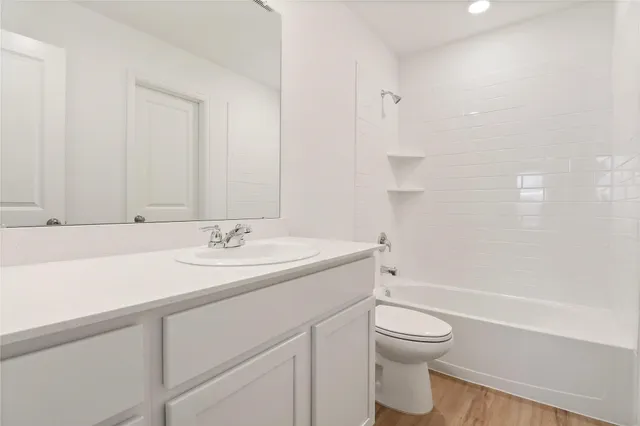 $1,975 | 17715 Grv Hl Drive, Hockley, TX 77447