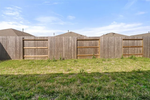 $1,975 | 17715 Grv Hl Drive, Hockley, TX 77447