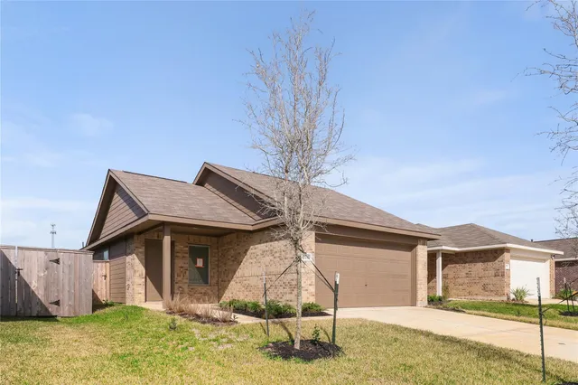 $1,975 | 17715 Grv Hl Drive, Hockley, TX 77447