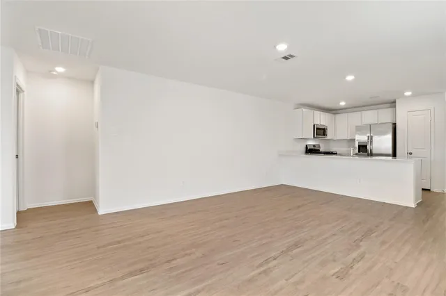 $1,975 | 17715 Grv Hl Drive, Hockley, TX 77447