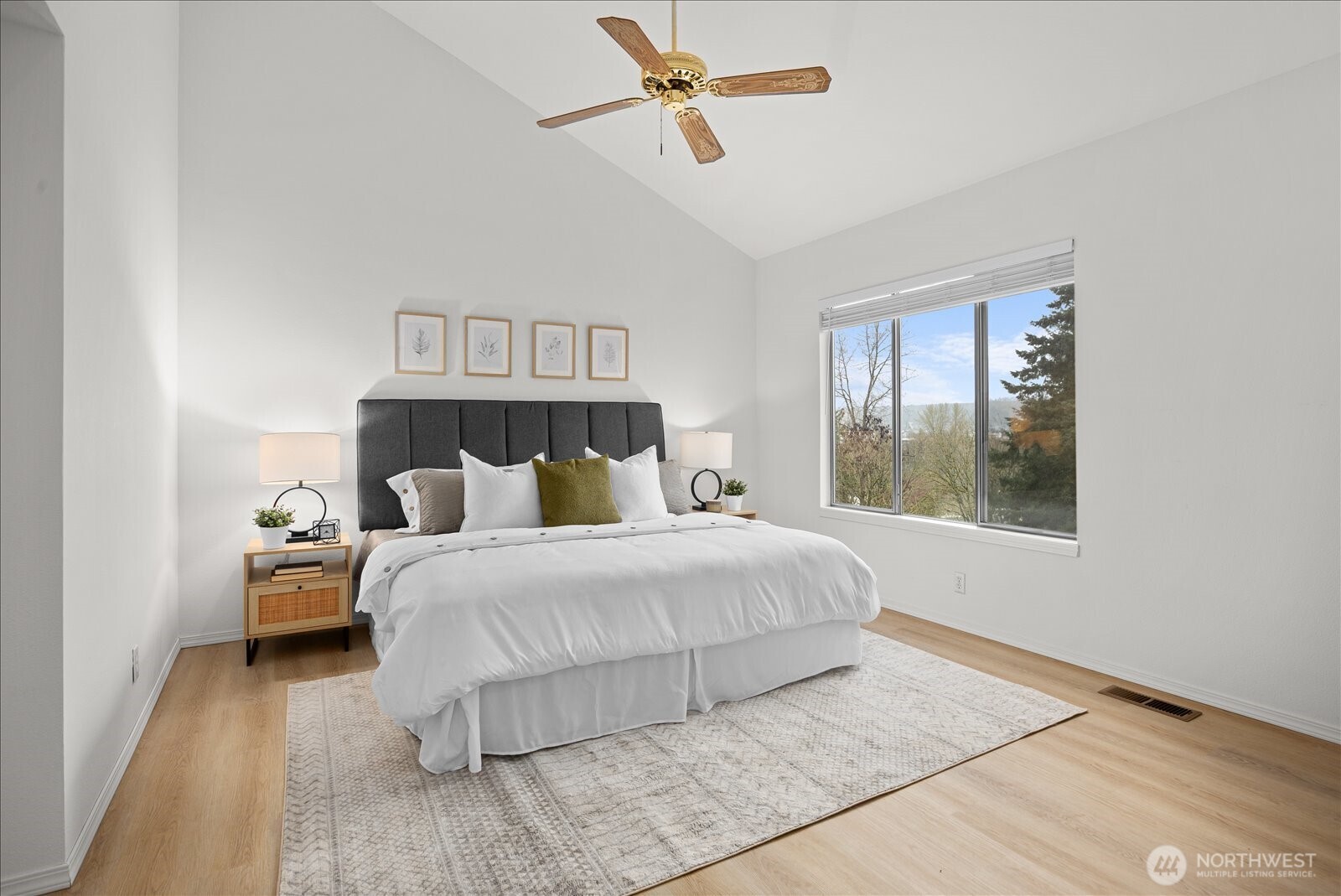 7250 Northeast Old Redmond Road, Unit F124 Redmond, WA 98052 - Photo 15 of 40 Gallery Image 15