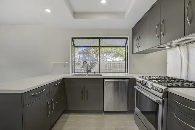 $3,400 | 312 North Alamo Drive, Vacaville, CA 95688