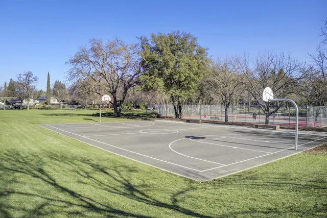 $3,400 | 312 North Alamo Drive, Vacaville, CA 95688