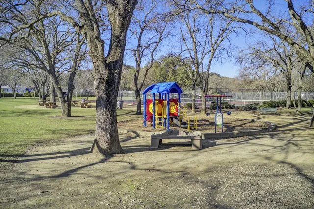 $3,400 | 312 North Alamo Drive, Vacaville, CA 95688