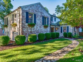 17 Enfield Road Olivette, MO 63132 - Photo 1 of 48