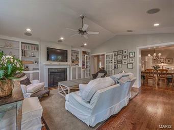 17 Enfield Road Olivette, MO 63132 - Photo 25 of 48