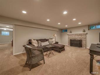 17 Enfield Road Olivette, MO 63132 - Photo 44 of 48