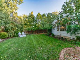 17 Enfield Road Olivette, MO 63132 - Photo 9 of 48