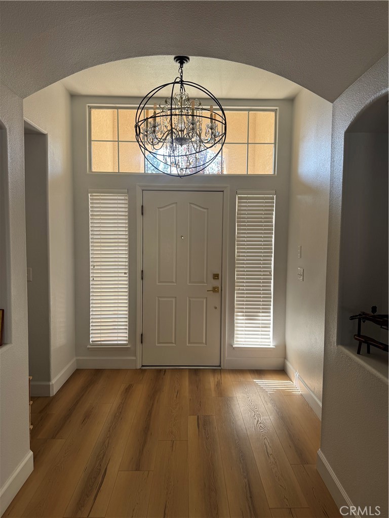 4994 West Decatur Avenue Fresno, CA 93722 - Photo 5 of 15 Gallery Image 5