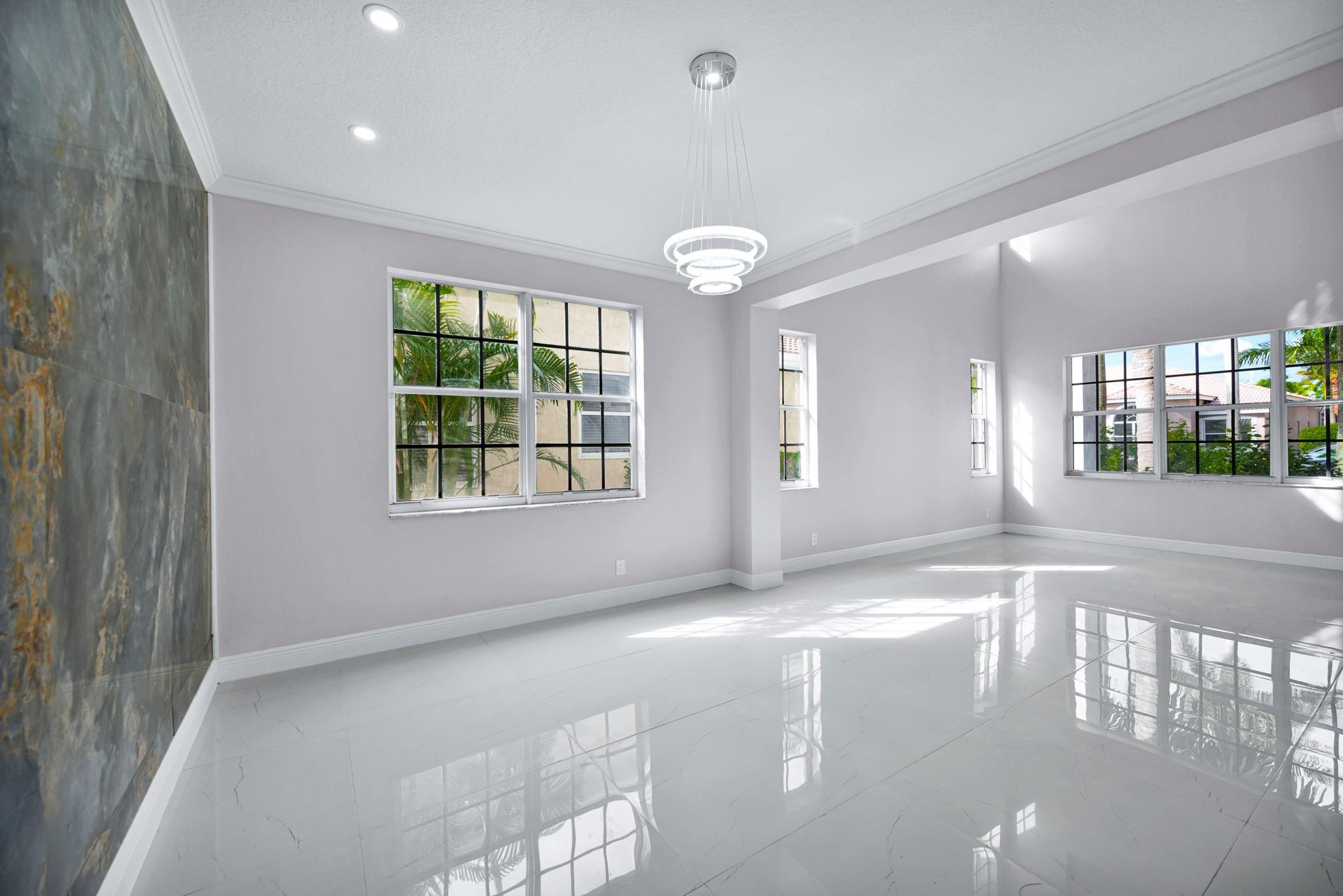 2538 Hunters Run Way Weston, FL 33327 - Photo 8 of 41 Photo 9