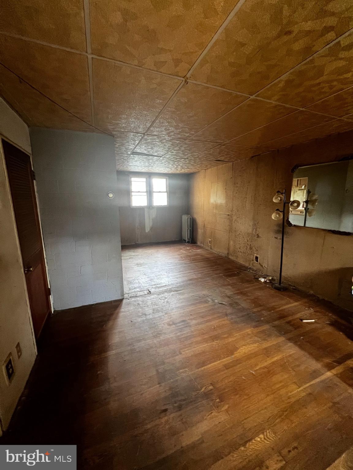 6971 Guilford Road Upper Darby, PA 19082 - Photo 3 of 19