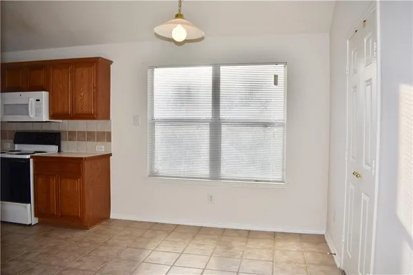 $2,238 | 1000 Salt Creek Trail, Fort Worth, TX 76131