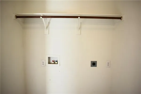 $2,238 | 1000 Salt Creek Trail, Fort Worth, TX 76131