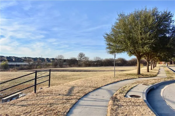 $2,238 | 1000 Salt Creek Trail, Fort Worth, TX 76131