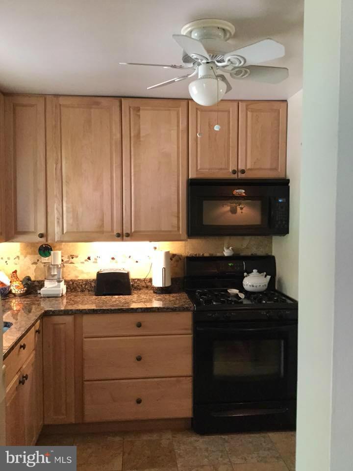 231 Garnett Road Joppa, MD 21085 - Photo 8 of 28 Kitchen