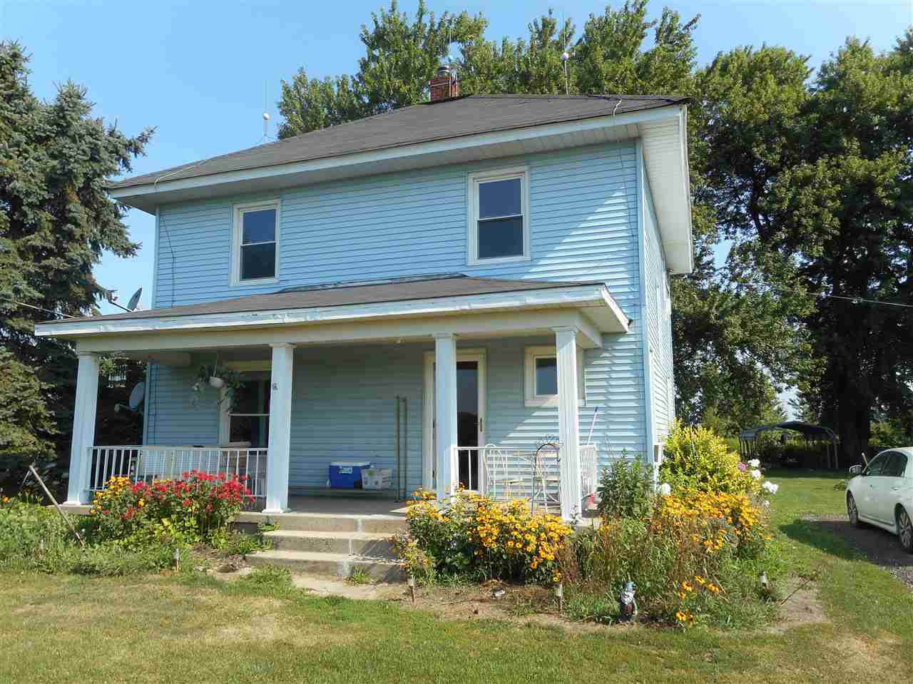 17909 Shively Road Bremen, IN 46506 - Photo 1 of 14