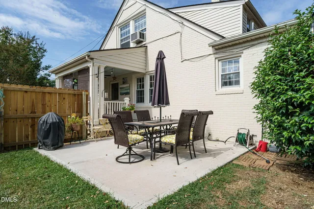 $319,900 | 316 West Parrish Drive, Benson, NC 27504