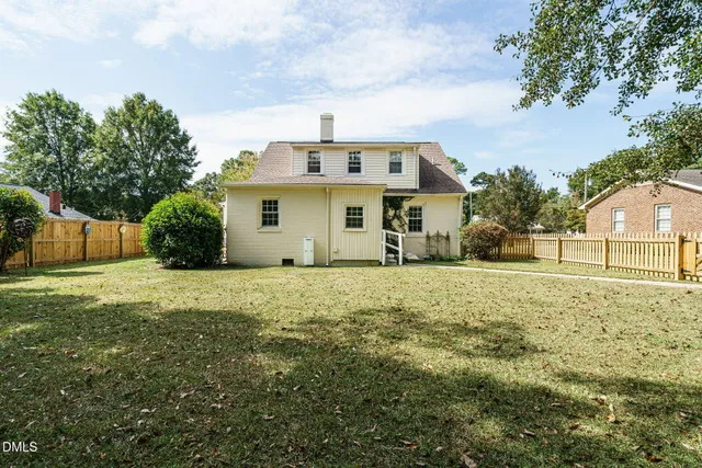 $319,900 | 316 West Parrish Drive, Benson, NC 27504