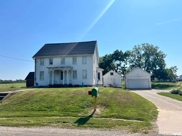 $295,000 | 23611 County Highway 22, Canton, IL 61520