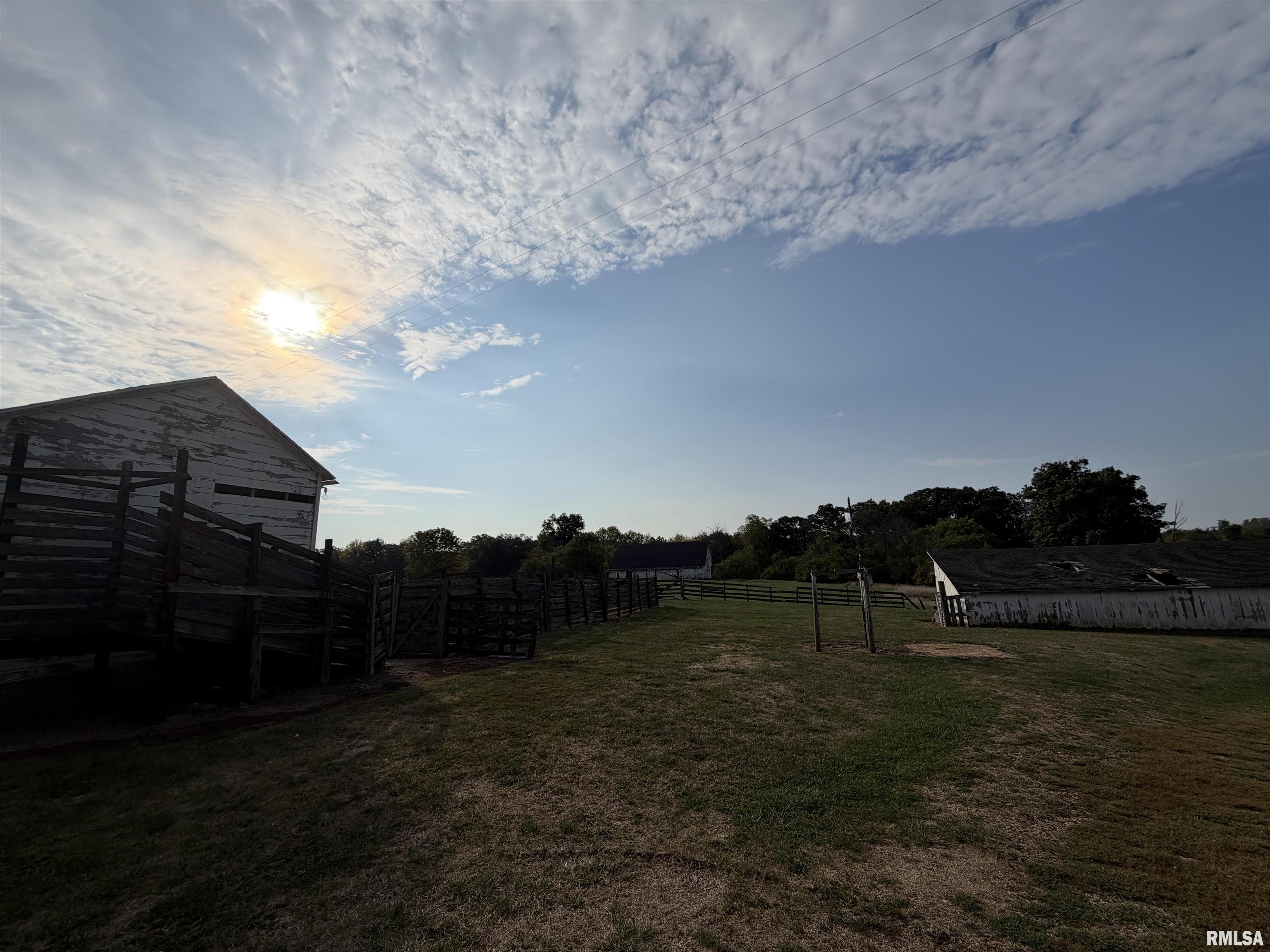 23611 County Highway 22 Canton, IL 61520 - Photo 14 of 45