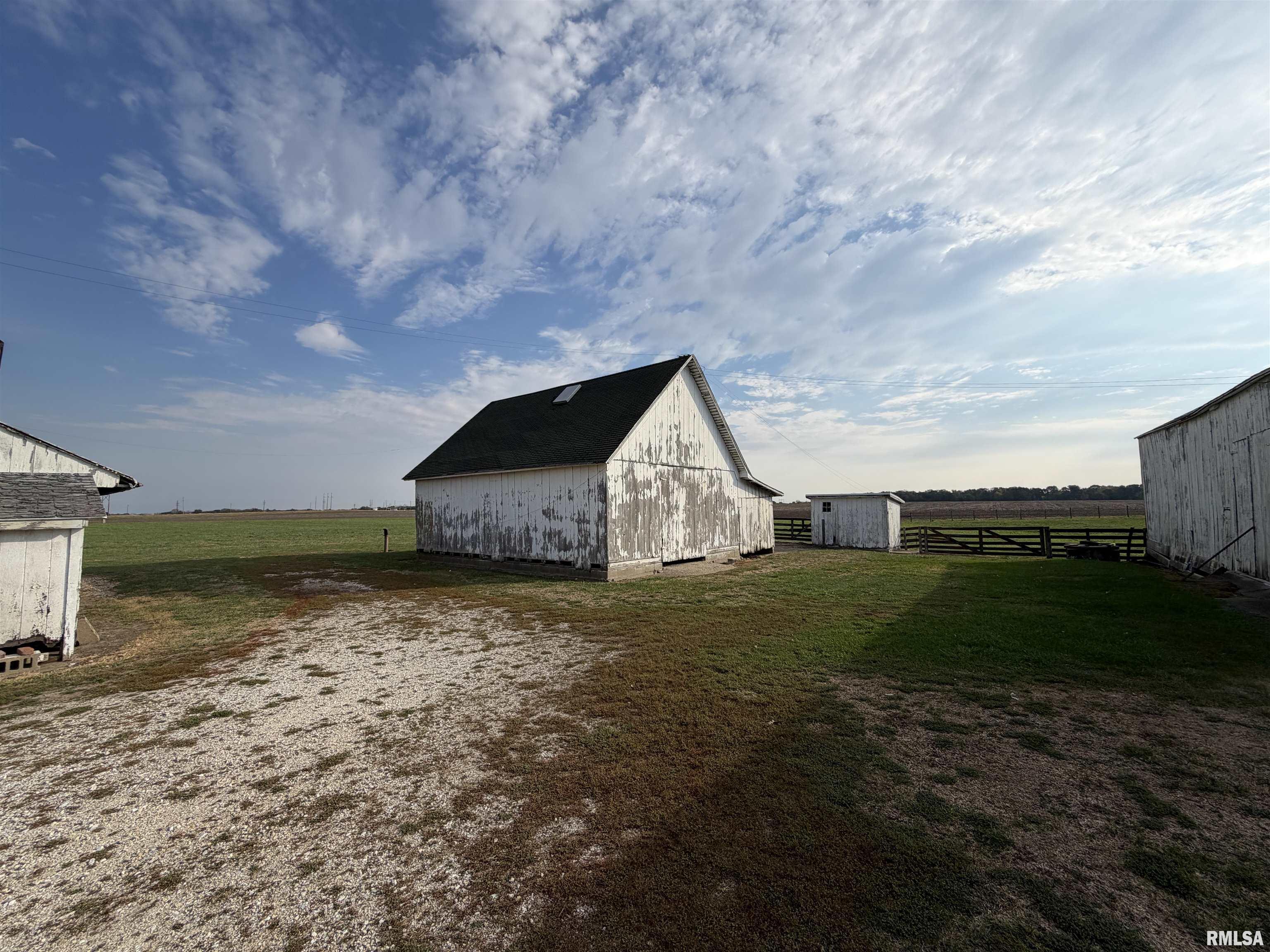 23611 County Highway 22 Canton, IL 61520 - Photo 16 of 45