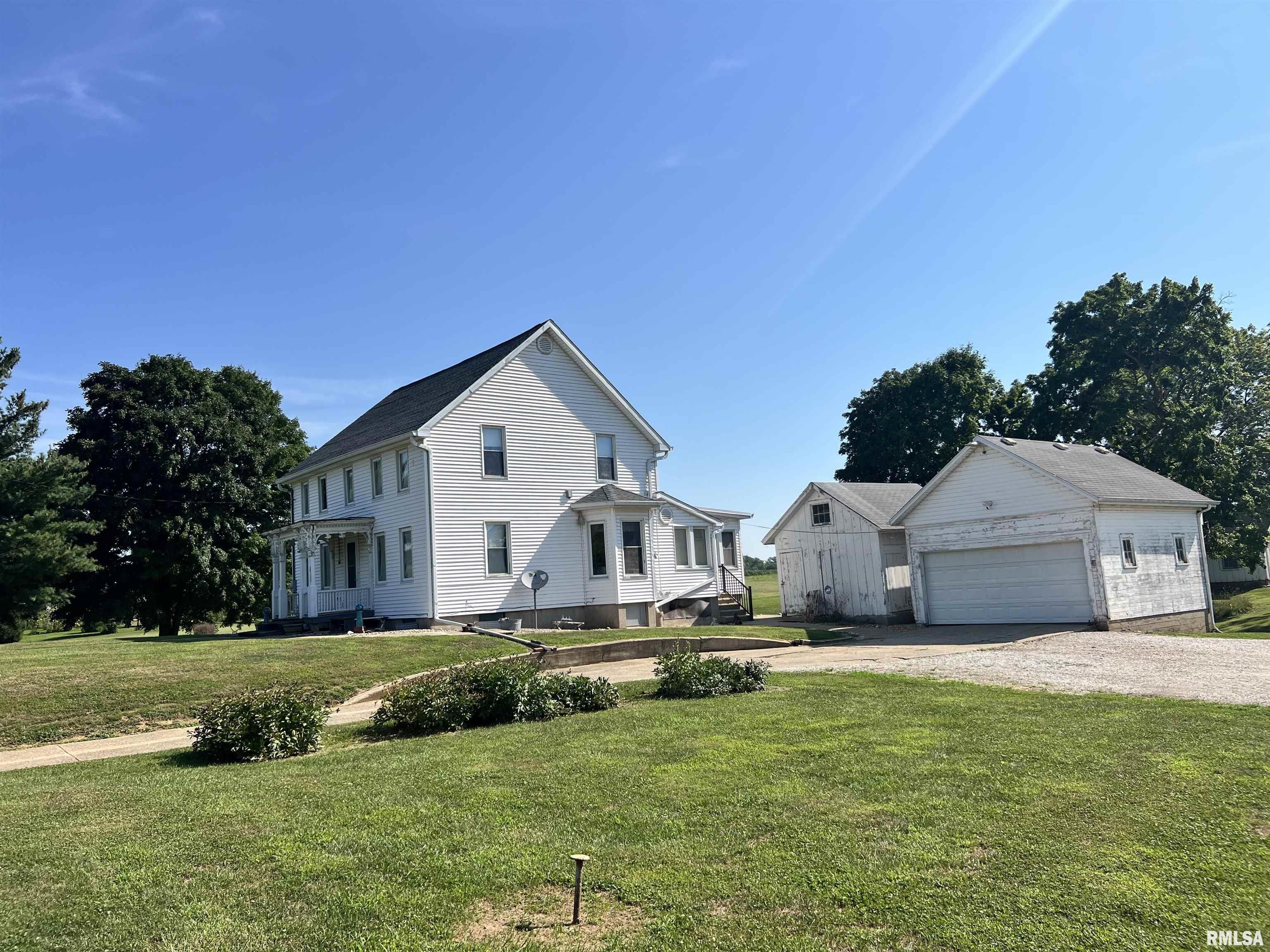 23611 County Highway 22 Canton, IL 61520 - Photo 2 of 45