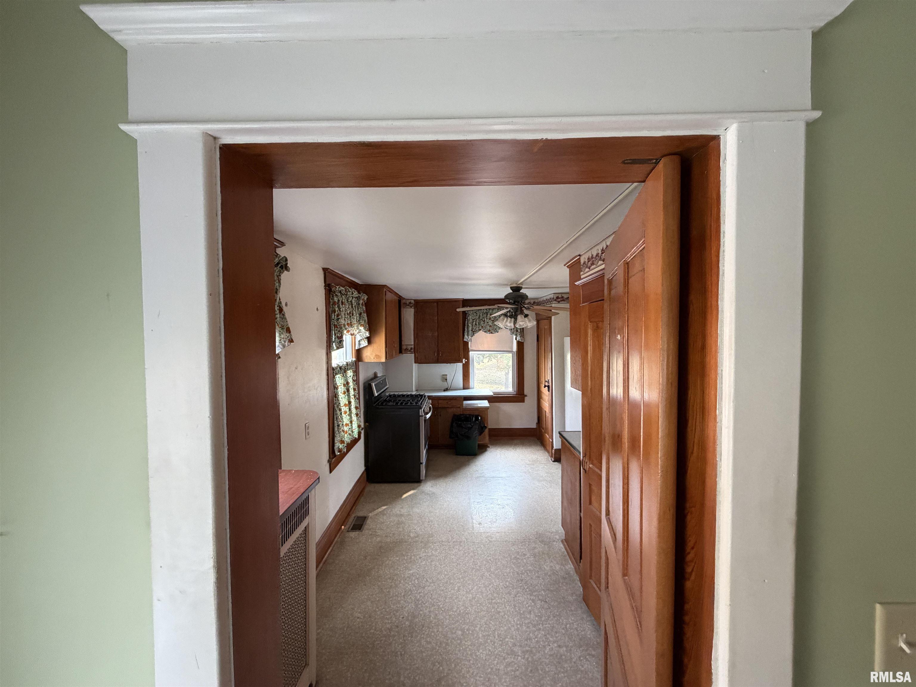 23611 County Highway 22 Canton, IL 61520 - Photo 25 of 45