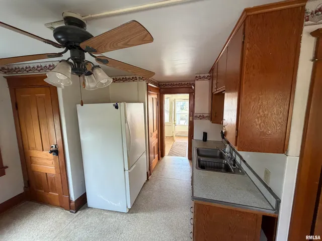 $339,900 | 23611 County Highway 22, Canton, IL 61520