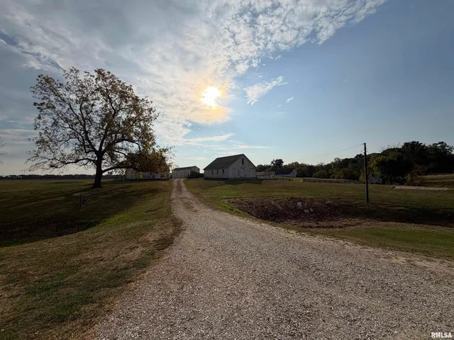 $339,900 | 23611 County Highway 22, Canton, IL 61520