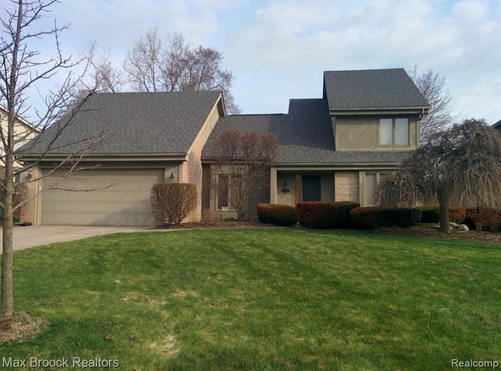 30856 Country Ridge Circle Farmington, MI 48331 - Photo 1 of 24 country ridge front.jpg
