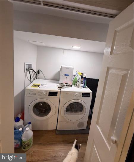 4594 Baker Street Philadelphia, PA 19127 - Photo 10 of 13