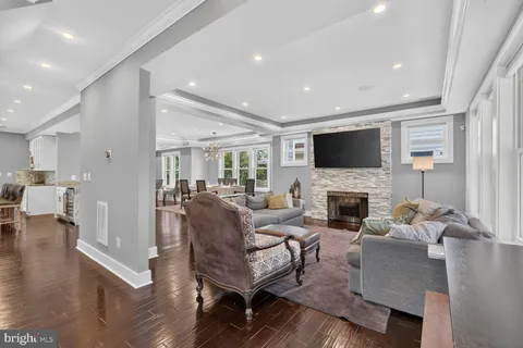 $1,500,000 | 3717 30th Place Northeast, Washington, DC 20018