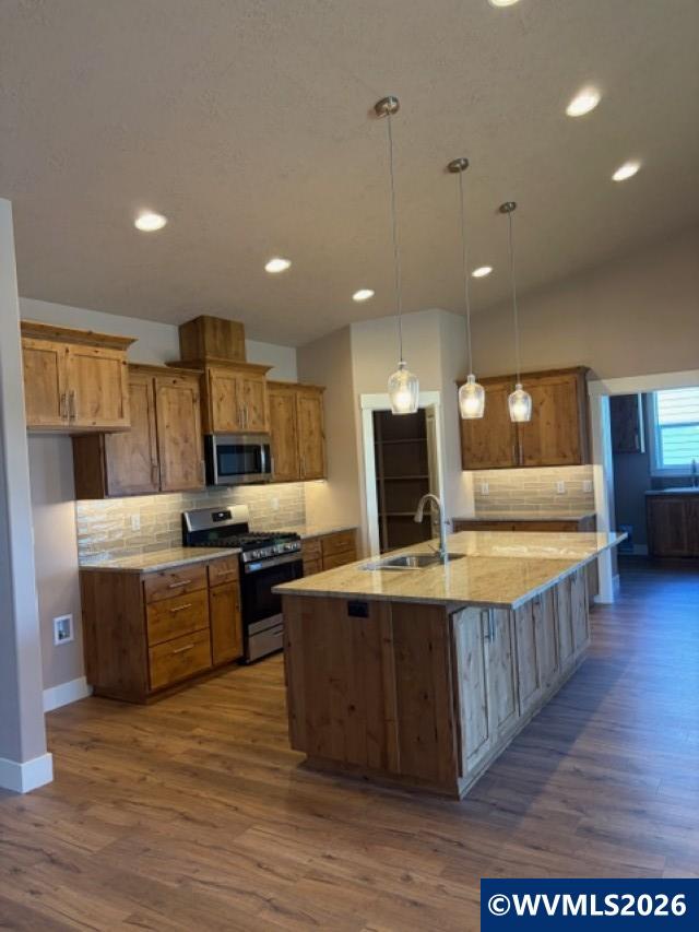 704 Northwest George Court Sublimity, OR 97385 - Photo 14 of 27