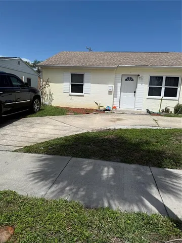 $815,000 | 712 Mandalay Avenue, Clearwater Beach, FL 33767