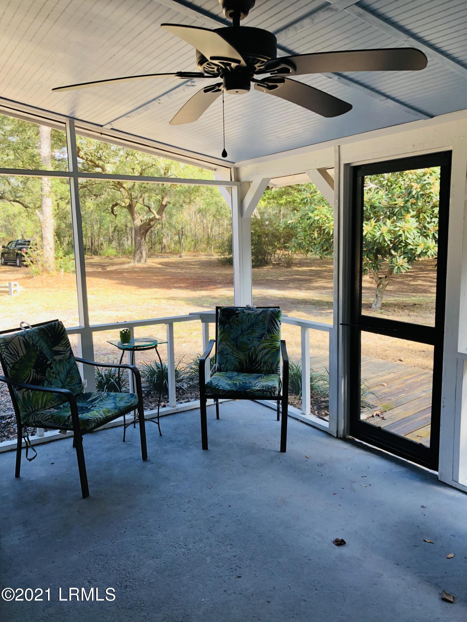 388 Sams Point Road Beaufort, SC 29907 - Photo 11 of 14 IMG_5616