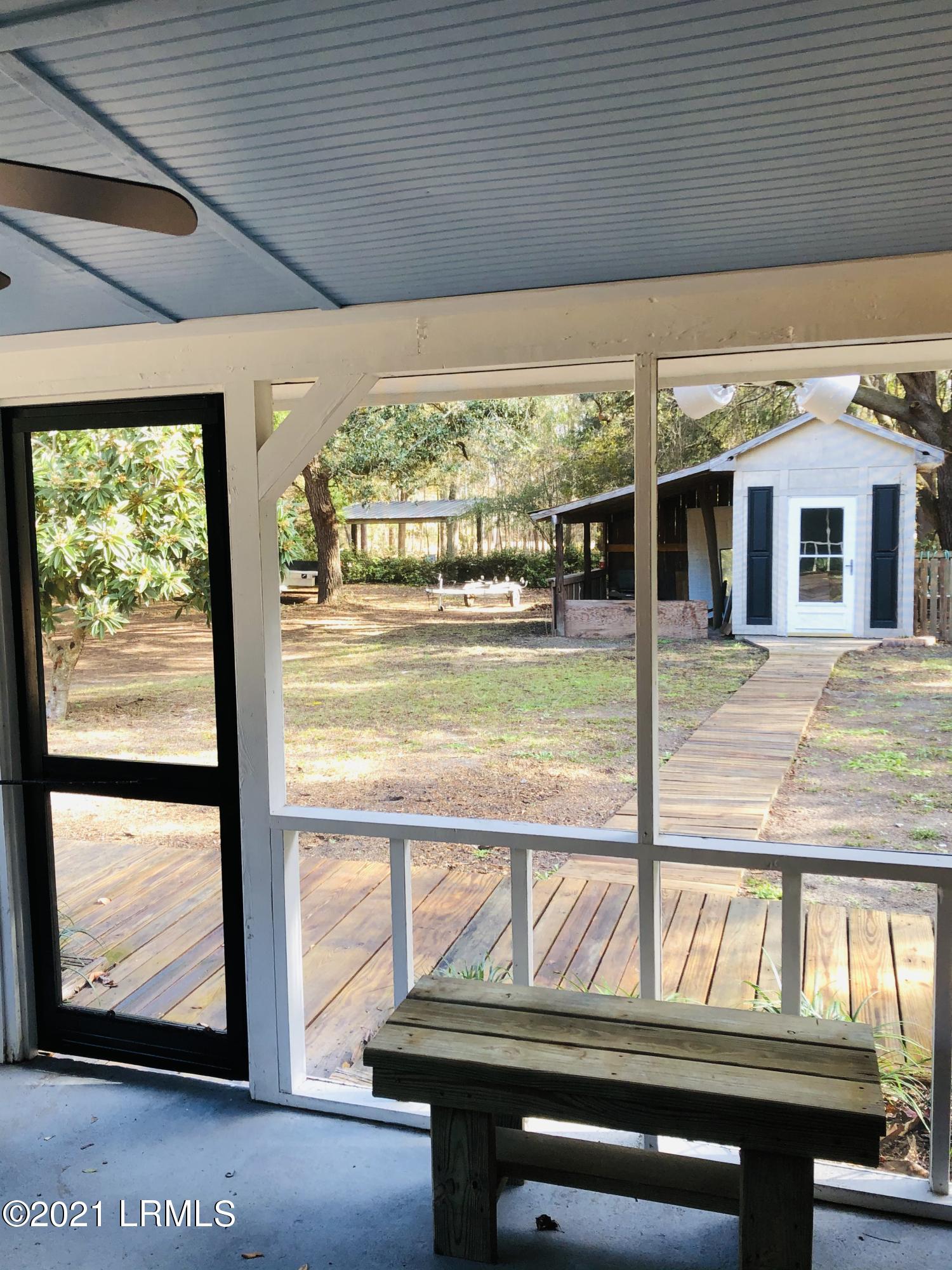 388 Sams Point Road Beaufort, SC 29907 - Photo 12 of 14 IMG_5617